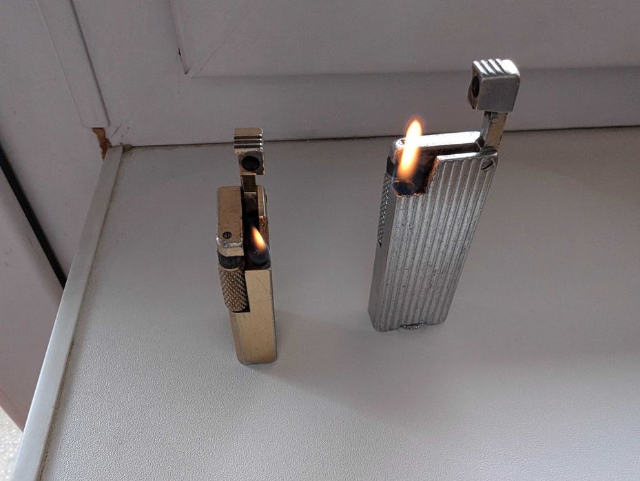Bricheta lighter Cygnus Penguin