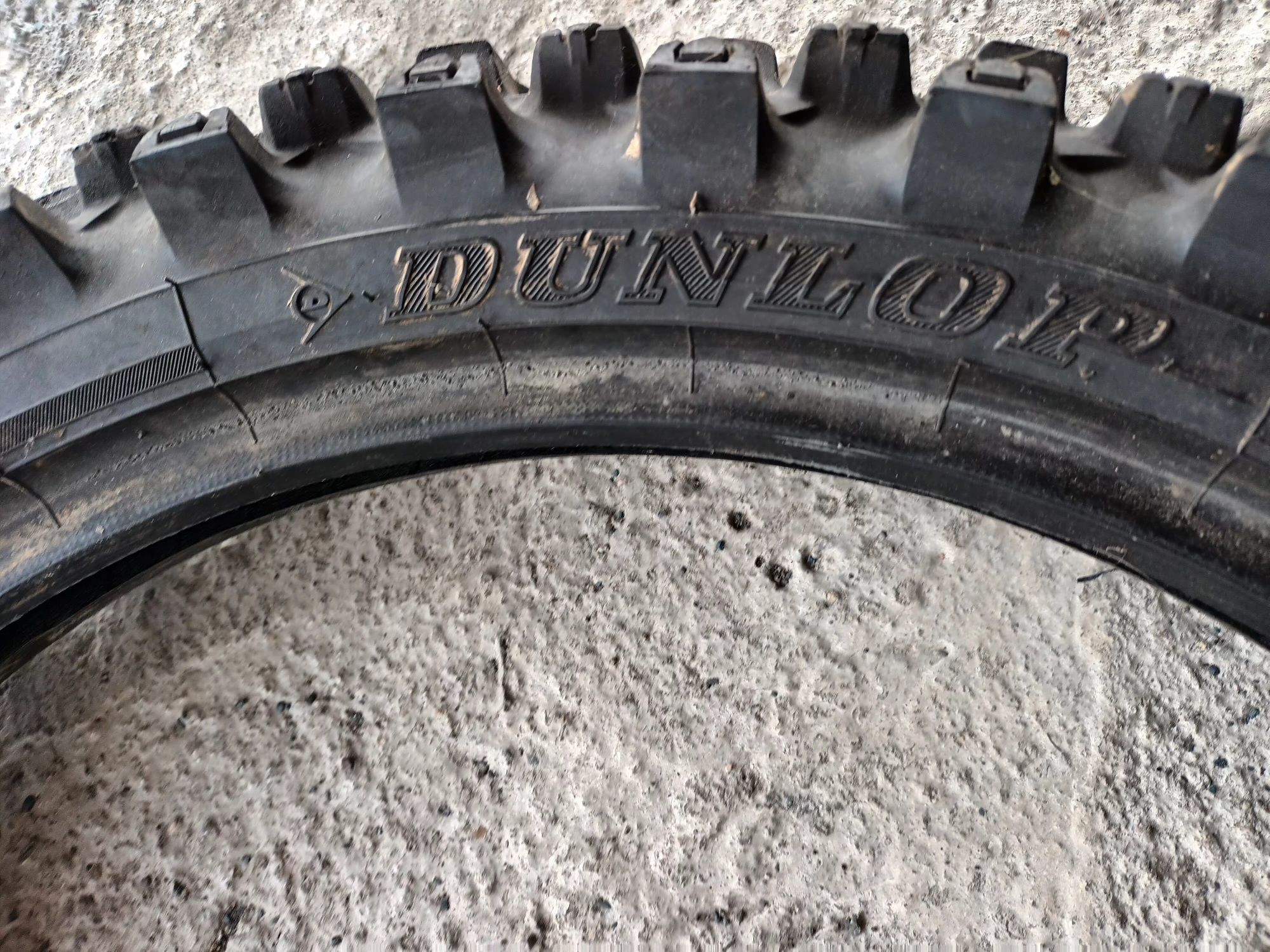 Мото гума 100/90 - 19 DUNLOP ДОТ 3619