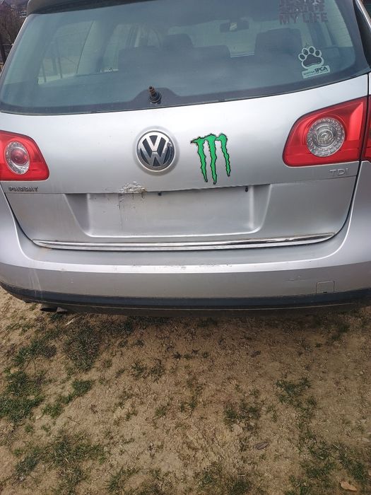 Vând Passat B6 2.0 Diesel