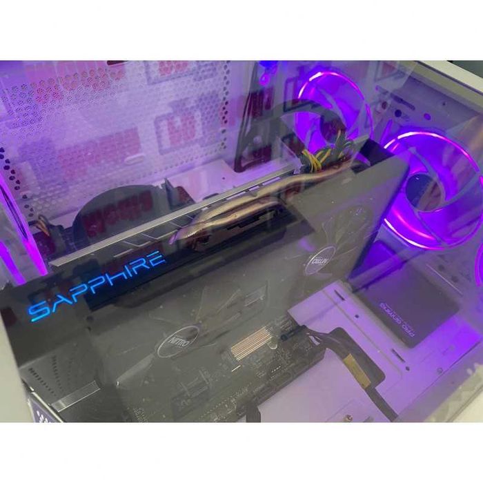 Calculator Gaming  Procesor  i7 6700  Placa Video 8GB DDR5 Carcasa RGB