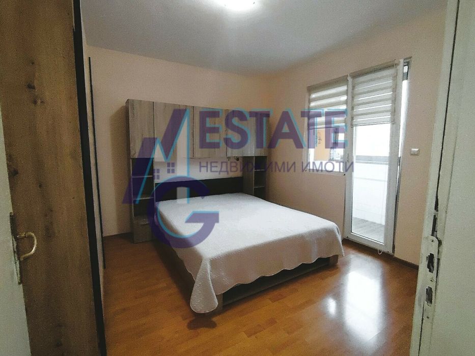 Стилно обзаведен тристаен апартамент под наем в жк. Възраждане,