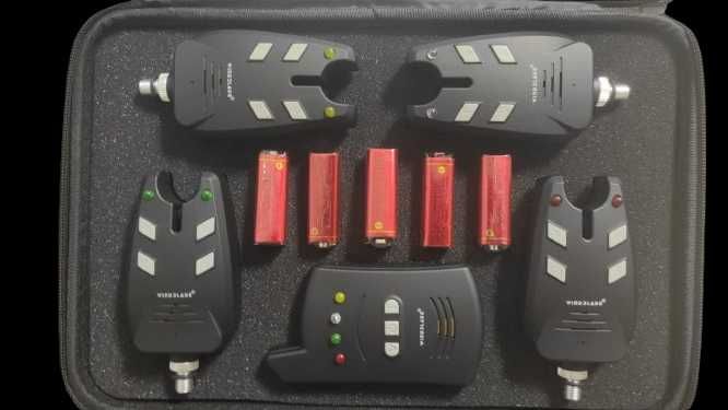 Set 4 Avertizori plus Statie WindBlade 526 cu penar