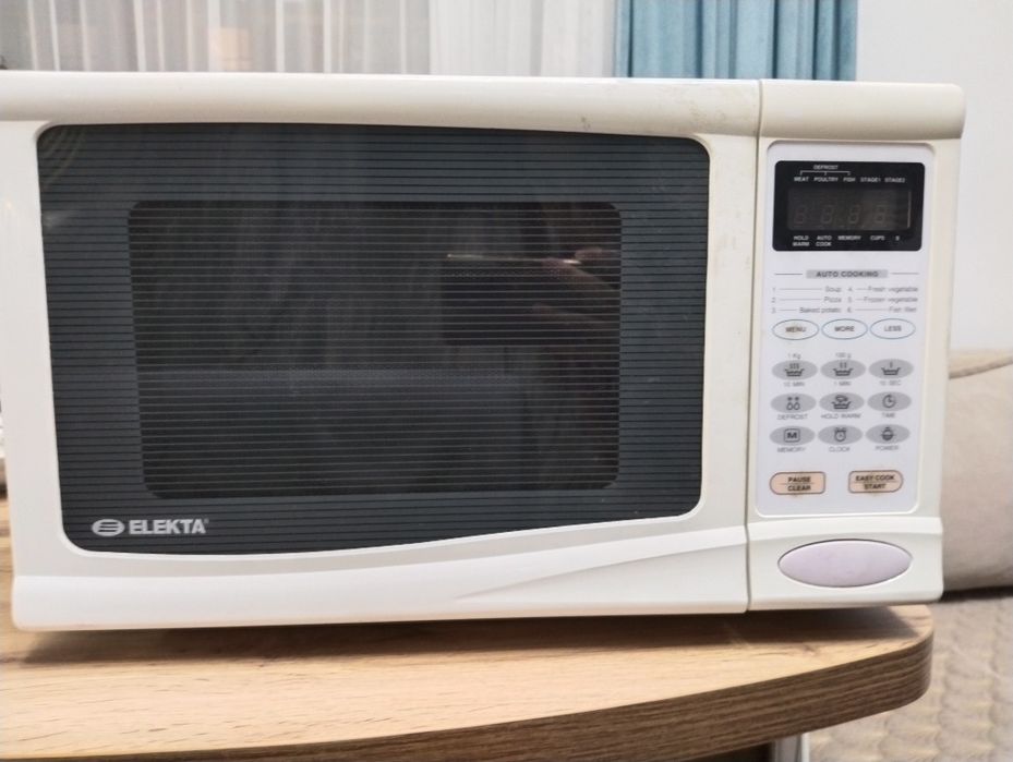 Продам микроволновую печь