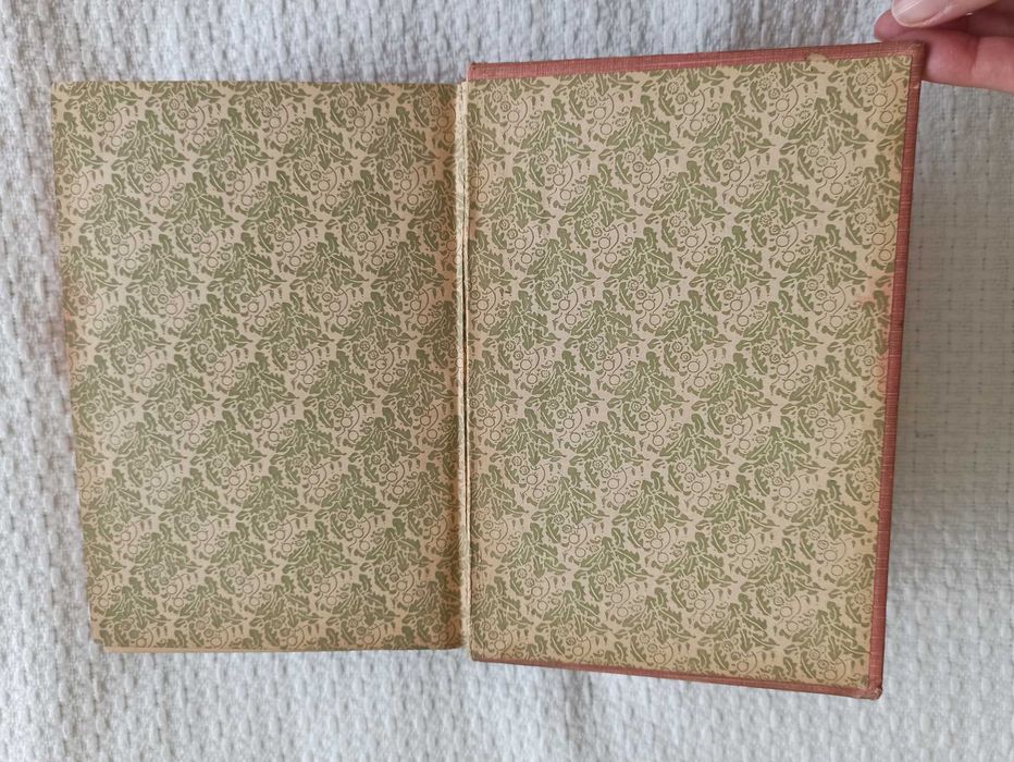 Енциклопедия PETIT LAROUSSE ILLUSTRE, Лимитирано издание, 1906 година
