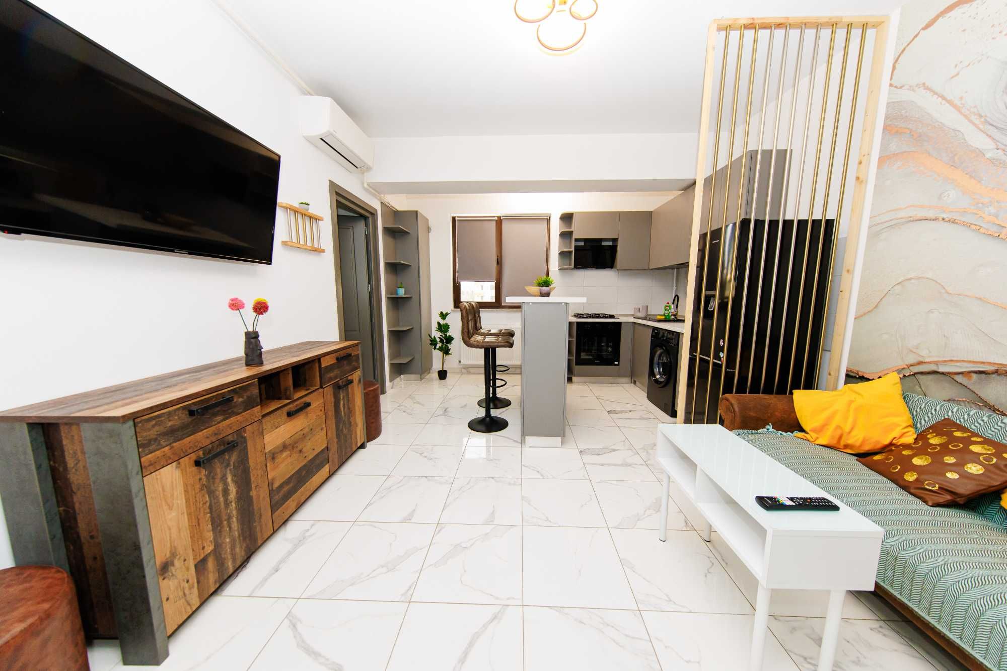 IS LUX!! Cazare Regim Hotelier Iasi Zona Palas-Centru-Aeroport 1-2-3 C