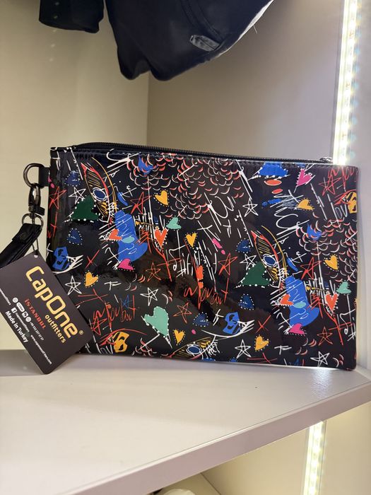 Многоцветен клъч