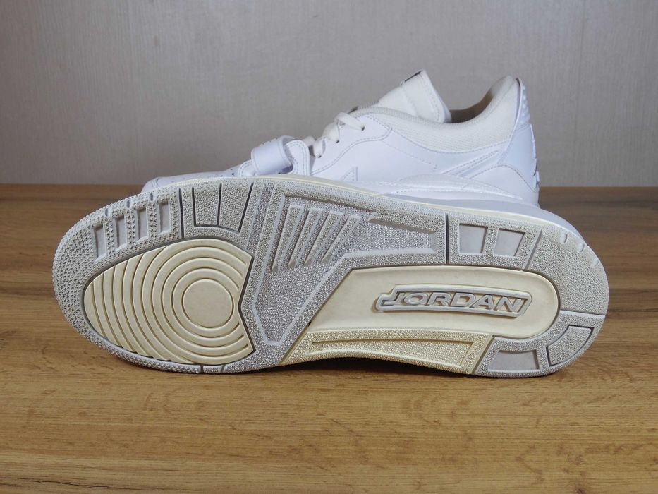 Air Jordan Legacy 312 Low 'White Coconut Milk' - 44,5 и 46 номер