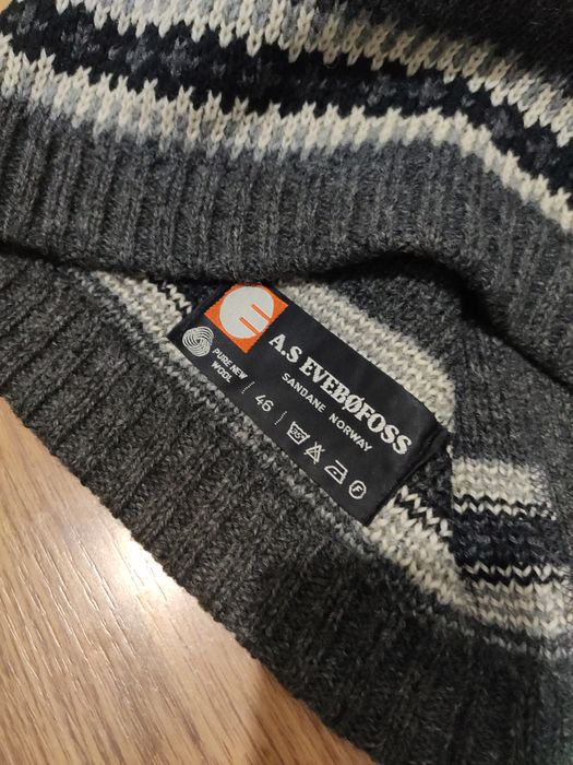 Pulover traditional norvegian din lână mărimea M bărbați sau XL damă