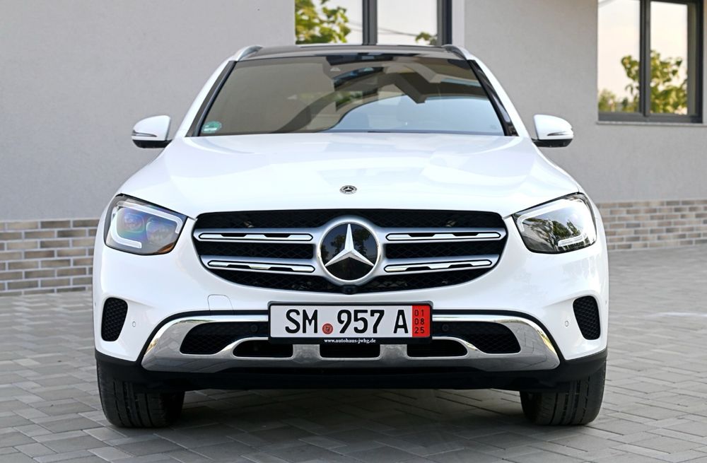 Mercedes-Benz Glc 300e 4Matic 9G-Tronic AMG line