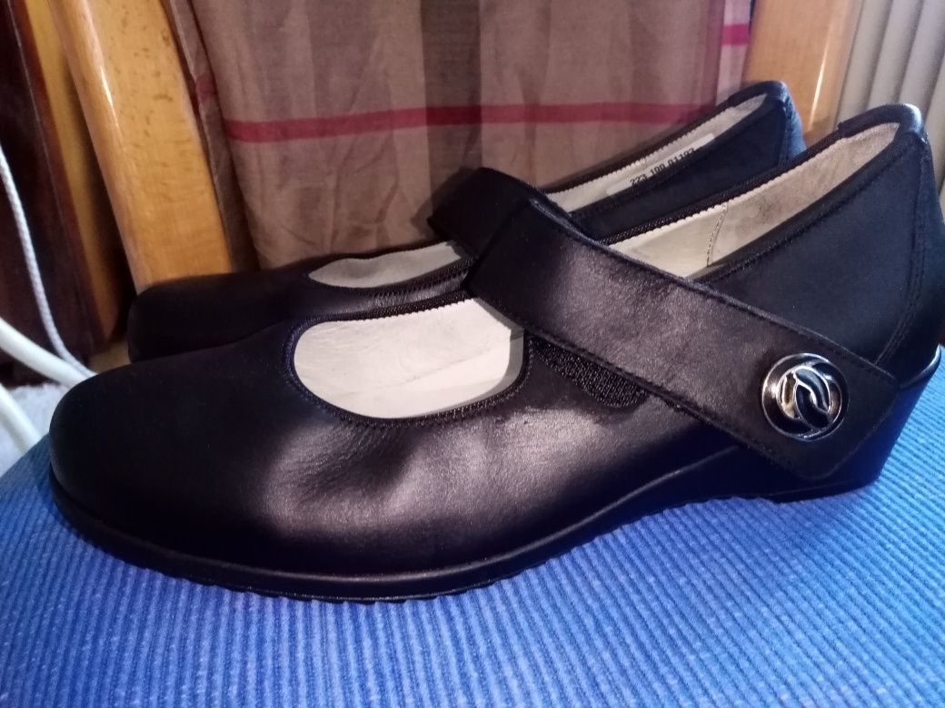 Pantofi piele 39.5