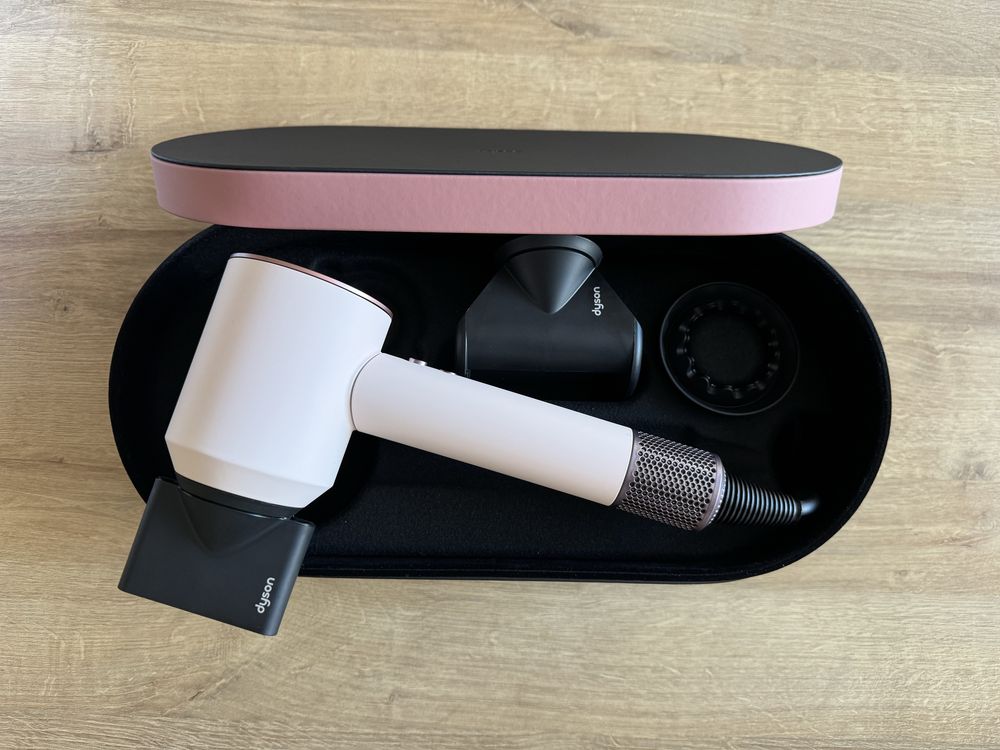 Сешоар Dyson Supersonic Rose Gold, в гаранция