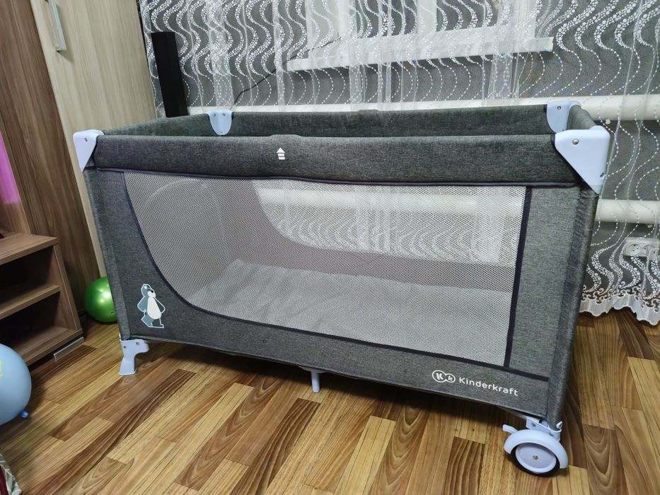 Детский манеж  kinderkraft