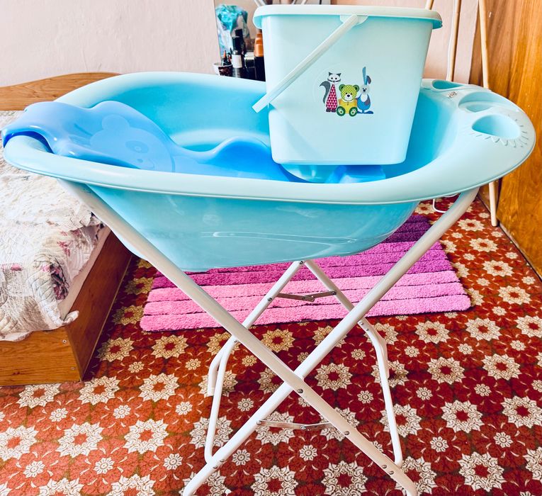 Бебешко корито мони