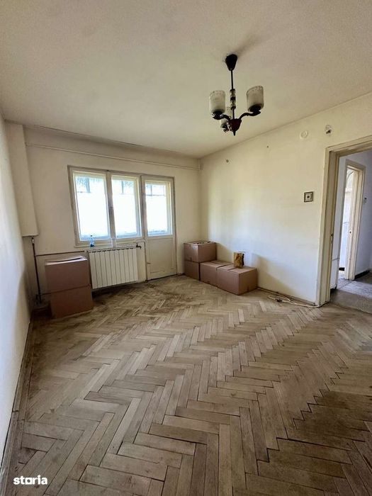 Vand apartament 2 camere CF1 semidecomandat - proprietar, Ploiesti.