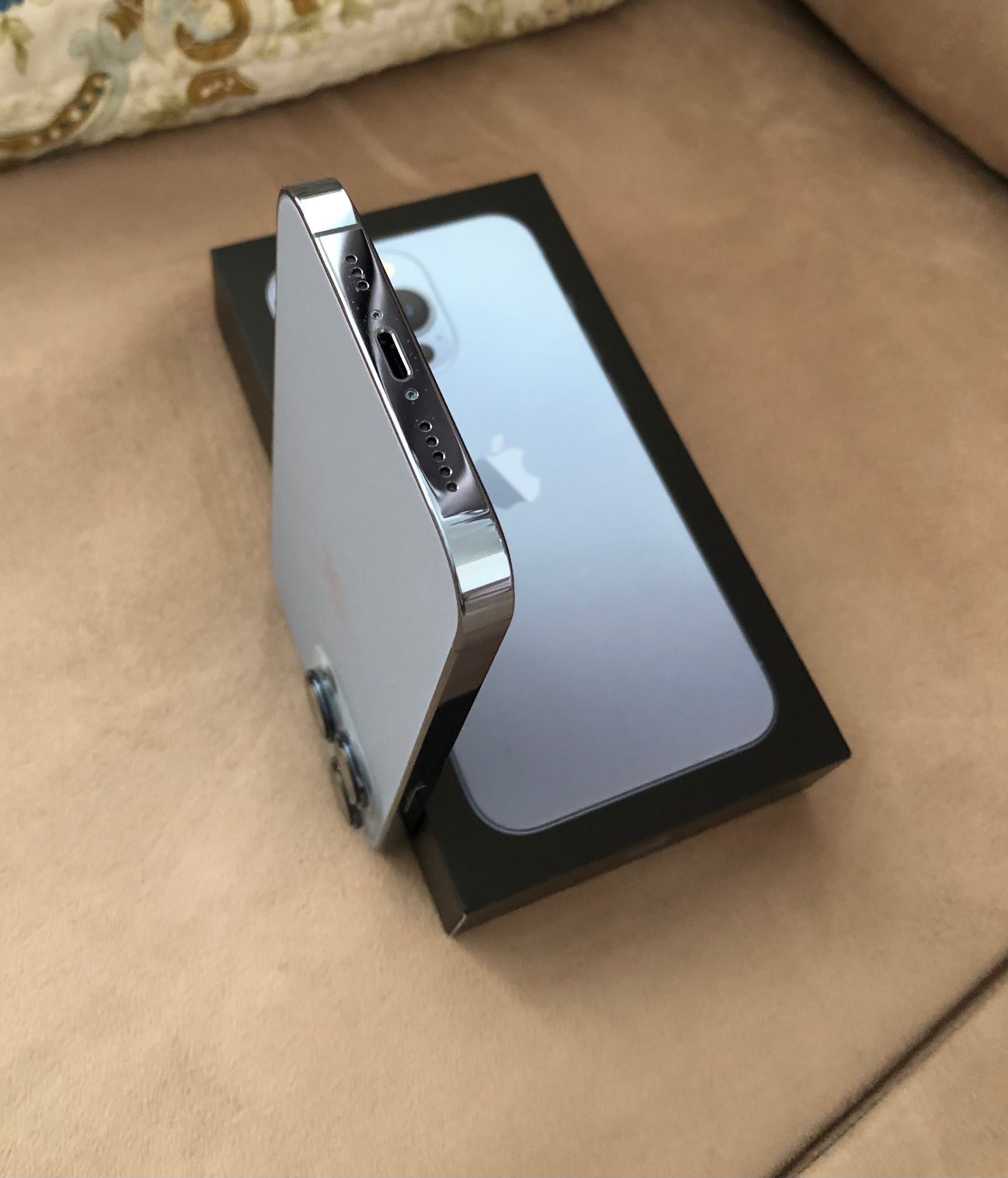 Apple iPhone 13 Pro 128GB / Батерия 93%