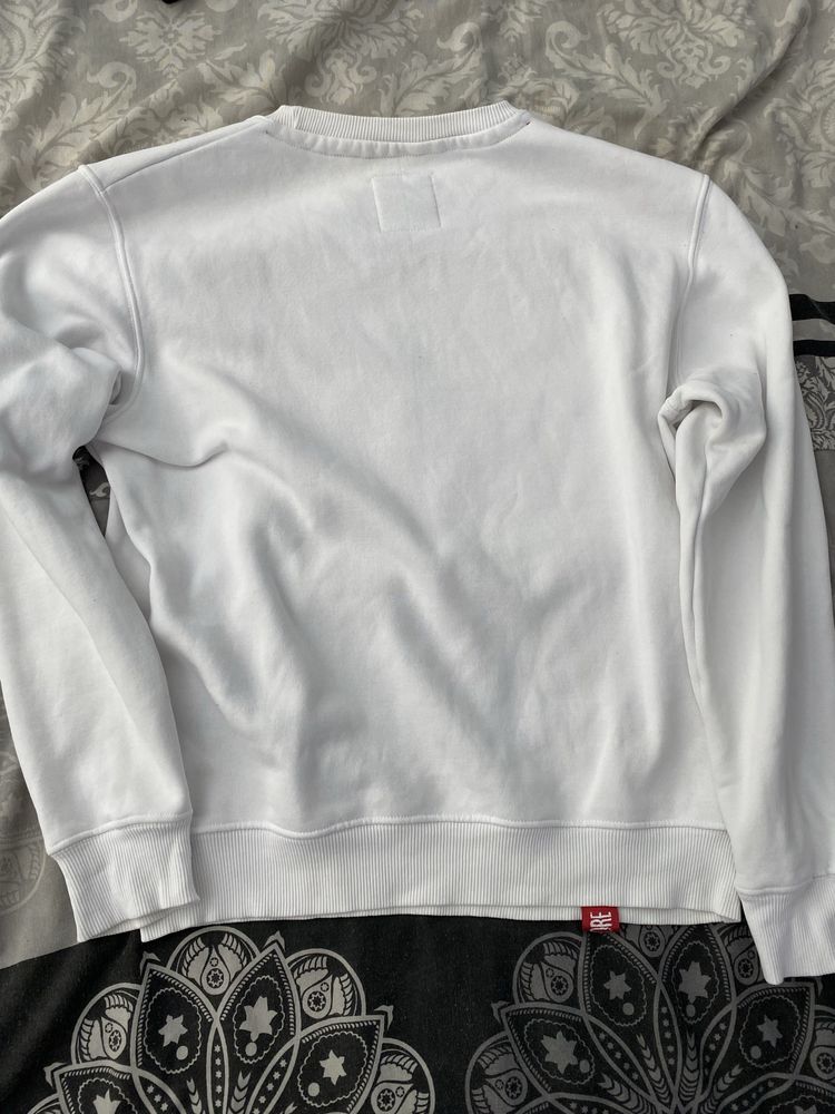 Блузи на lacoste и alpha
