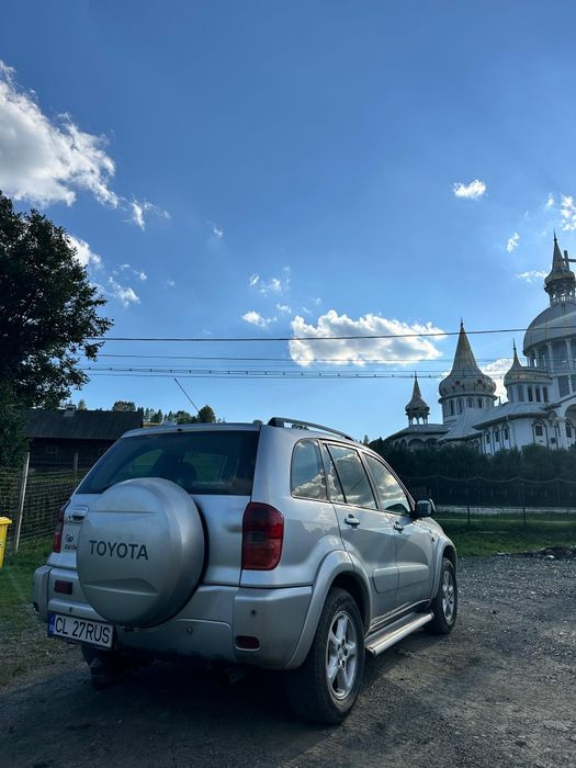 Autoturism Toyota RAV4