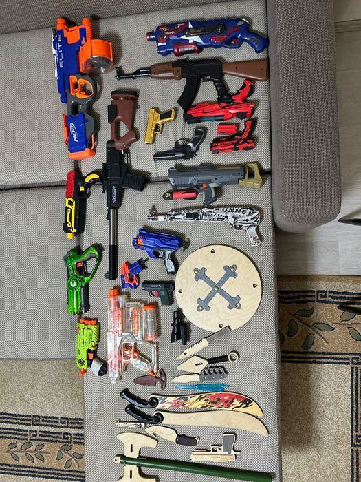 Продам детские игрушки для мальчика