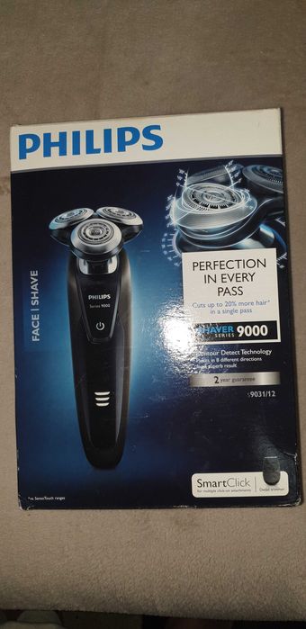 Vand aparat de ras , barbierit  Philips seria9000 stare foarte buna !