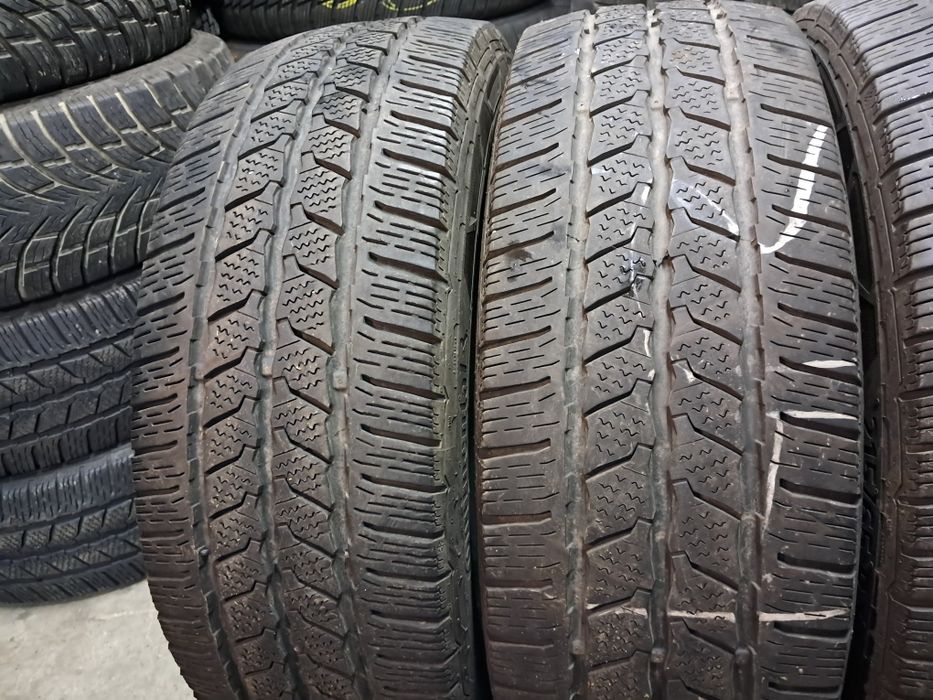 Anvelope second iarna 215 65 R16C Continental