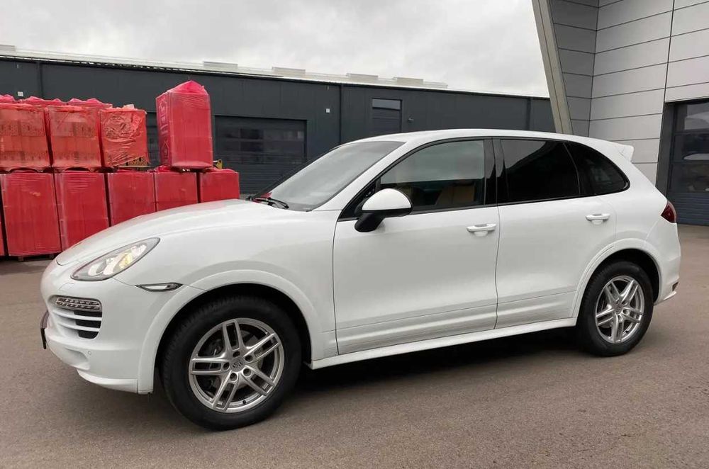 Porsche Cayenne Tiptronic S 300 Cp