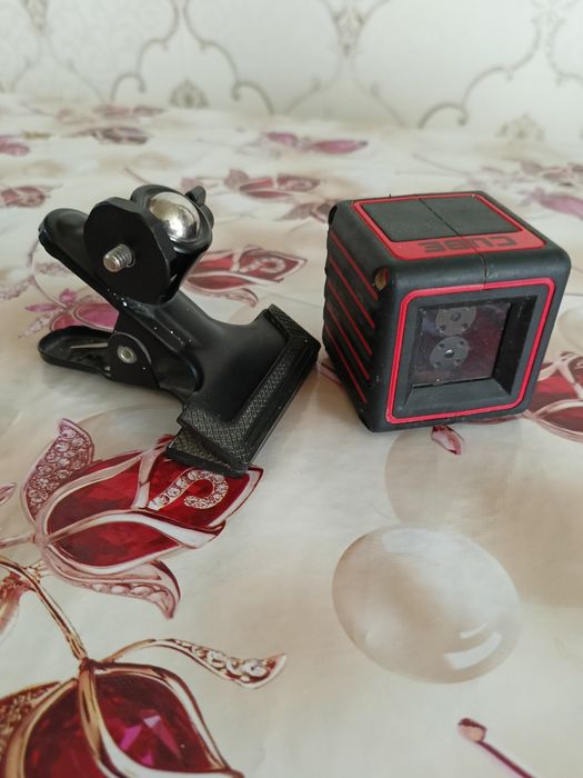 Продам лазер строительный