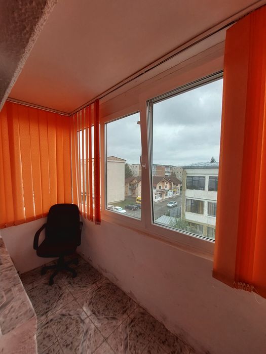 Apartament de închiriat