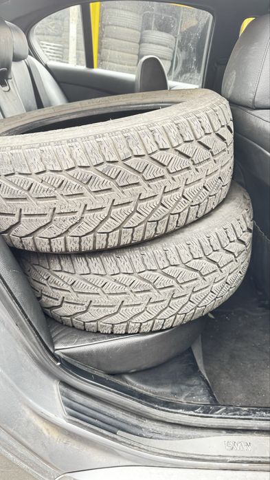 Продавам 4 Броя зимни гими taurus 225 50 17