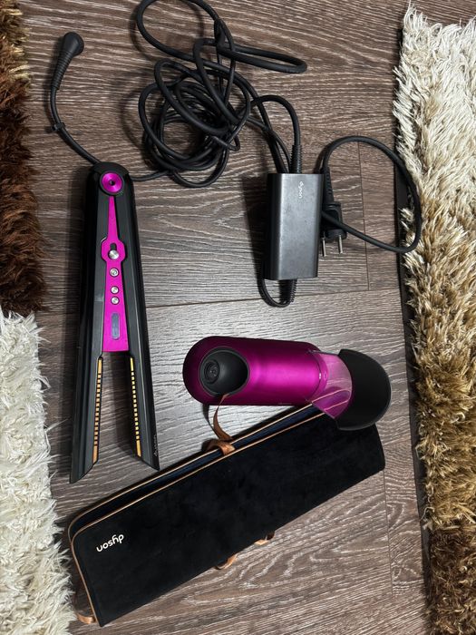 Placa indreptat parul Dyson in stare foarte buna