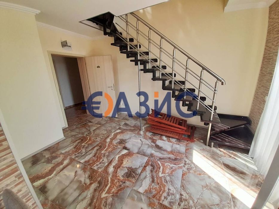 Продава се Двустаен апартамент в к.к. Слънчев бряг - 97 кв.м за 918 €/кв.м - Снимка #12