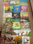 Vand lot 25 carti si un puzzle pt copii 1-3 ani