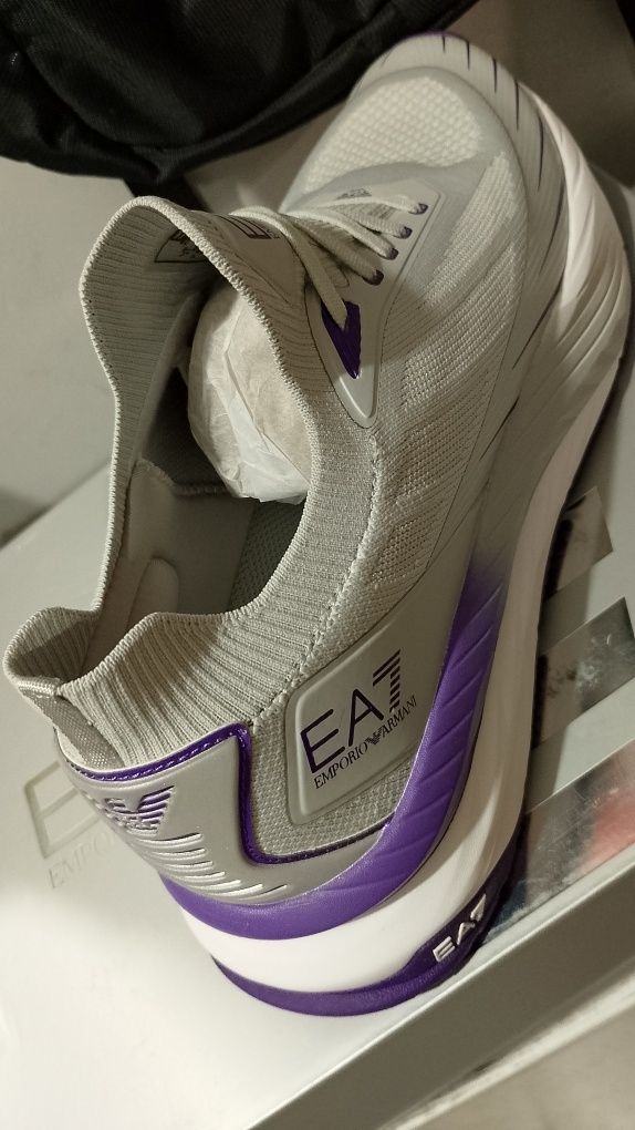 Оригинални Маратонки EA7 Emporio Armani цвят сив, чисто нови
Сникърси