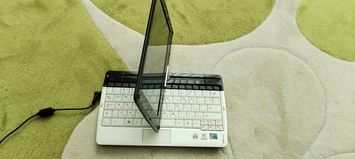 Лаптоп Lenovo ideapad S10-3t