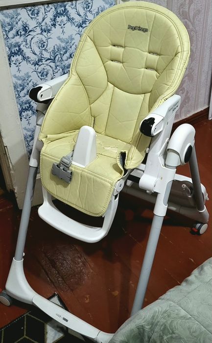 Продам стул для кормления