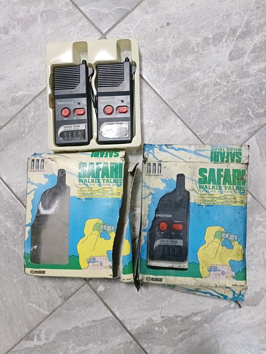 Walkie talkie safari pentru nostalgici