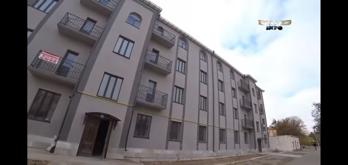 Хива шахрида Дустлик махалласида куп каватли турар жойлар сотилади