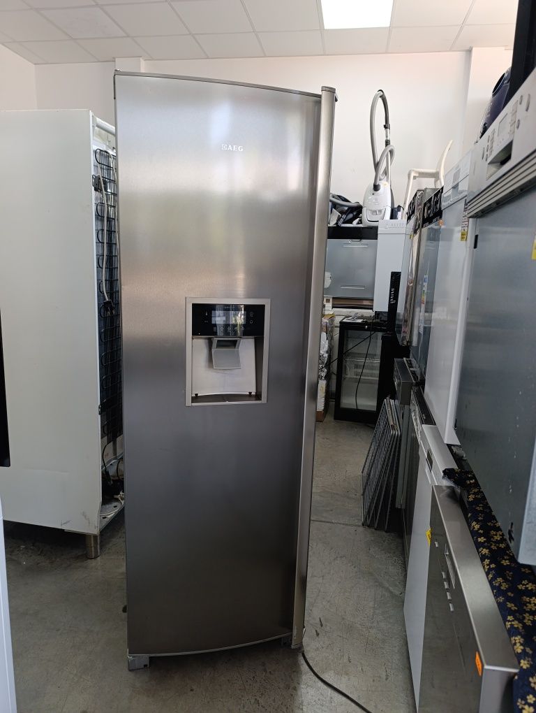 Фризер AEG A++ No frost 270 литра