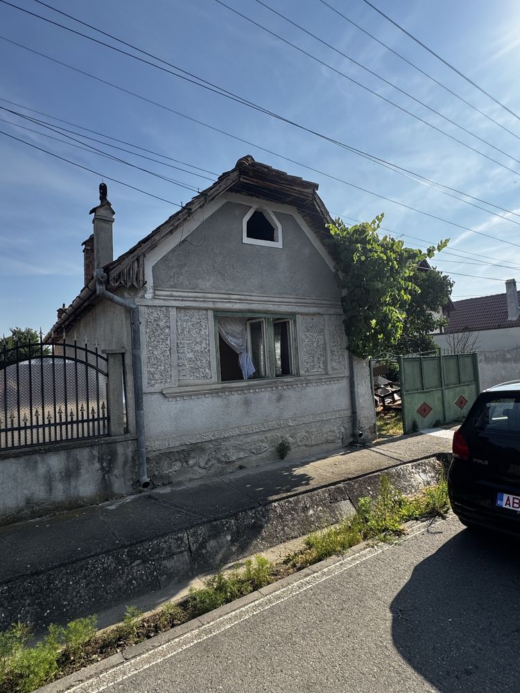Casa de vanzare 75000€
