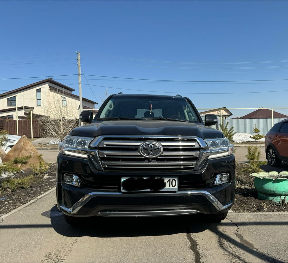 Продается автомобиль land cruiser