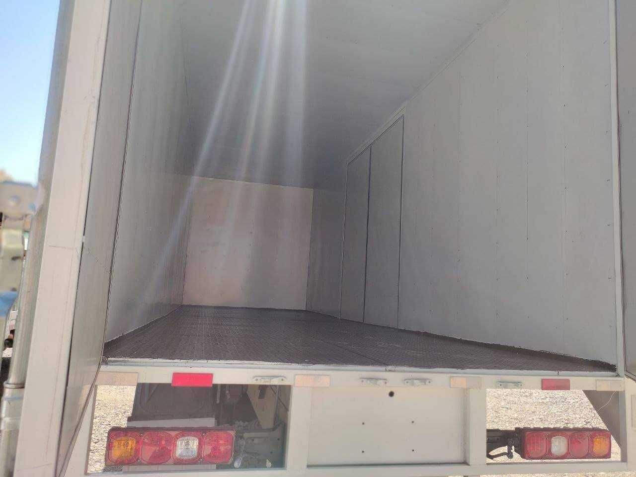 Шакман Л3000 Shacman L3000 Фургон 7,5m shtorkasiz