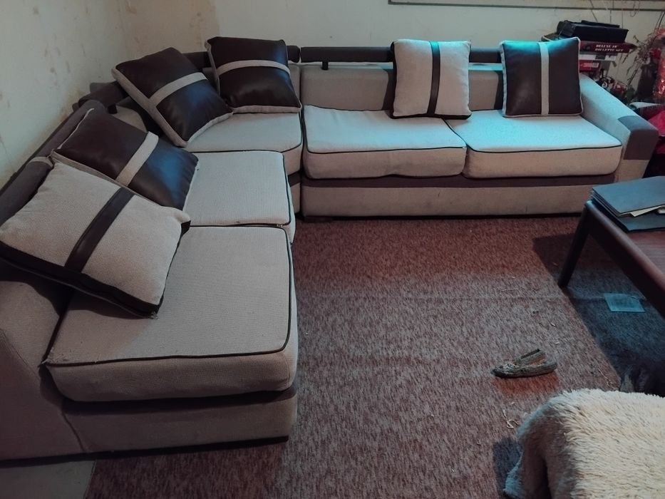 Употребяван ъглов диван