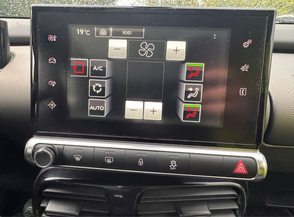 Citroen C4 Cactus  2015 Automat 1.6 disel