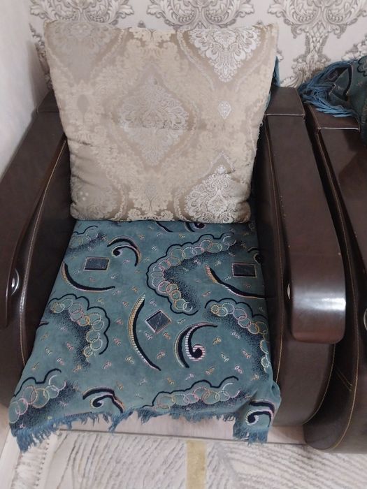 Уголок диван 2 кресло стоимость 30 тыс