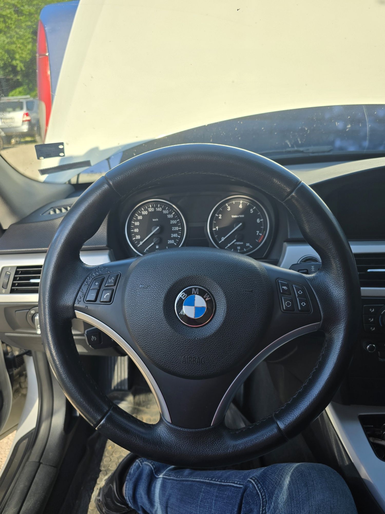 BMW e91 325xi Блокирал мотор