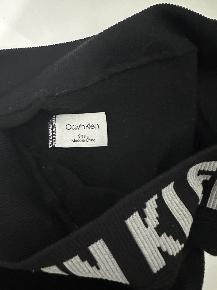 Calvin Klein клин размер Л