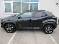 Vând , suv Toyota Yaris Cross 1.5 VVT-i HSD 4x2 Dynamic · Hibrid