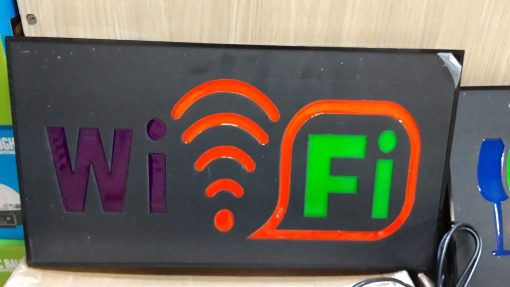 Firma luminoasa de interior. Diverse modele. 48 x 25 cm. Noua!