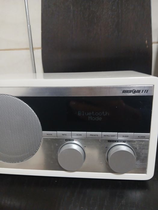 Vând radio nette Bluetooth auxiliare