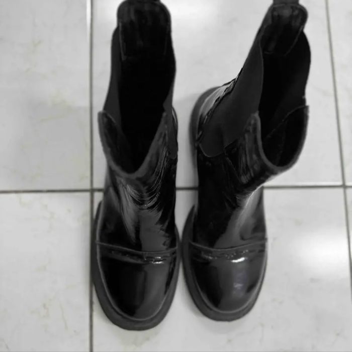 Осенние ботинки 39 размера