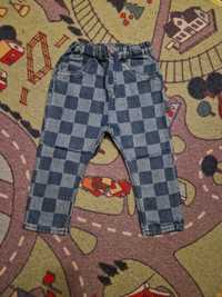 Pantaloni  băietel mărimea 98-104 H&M, Primark .